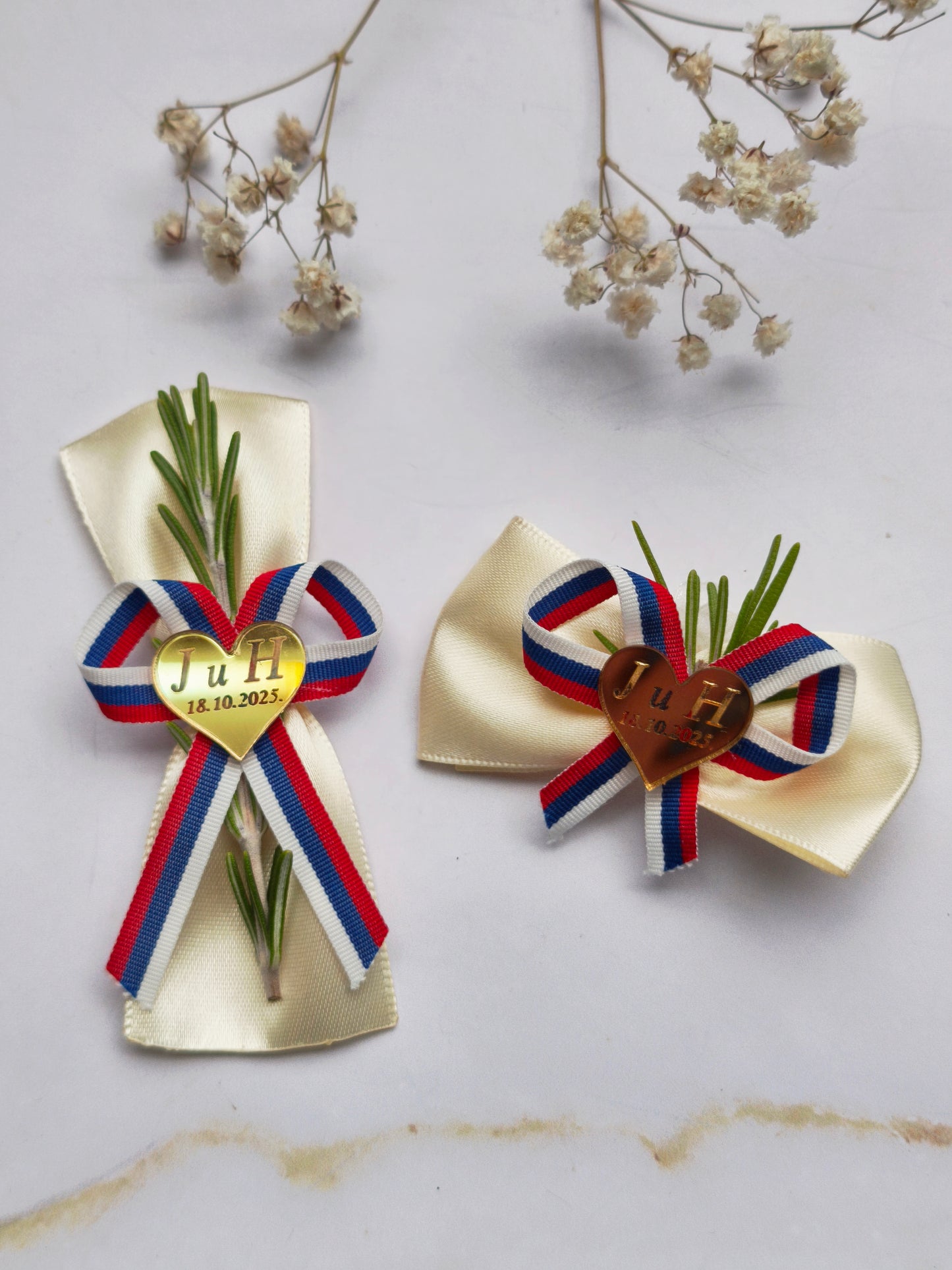 Kićenje tradicionalno sa trobojkom i ruzmarinom